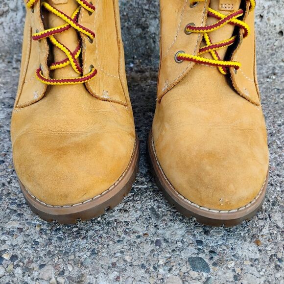 Women's Timberland Lace-Up Block-Heel Boots Size 8W - Picture 6 of 13